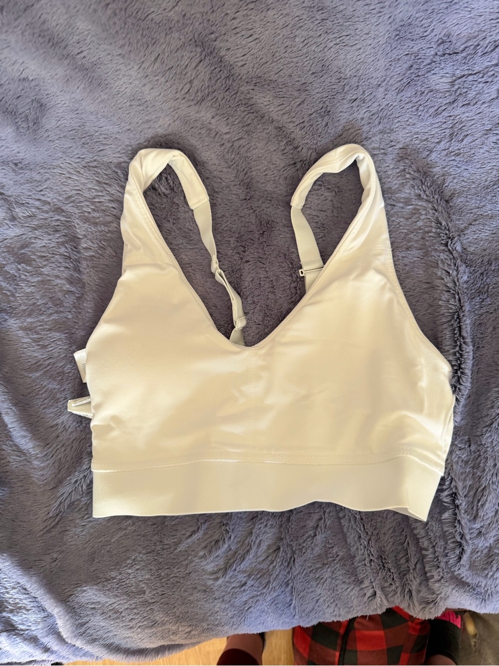 Fabletics Womenโs White Adjustable Sports Bra